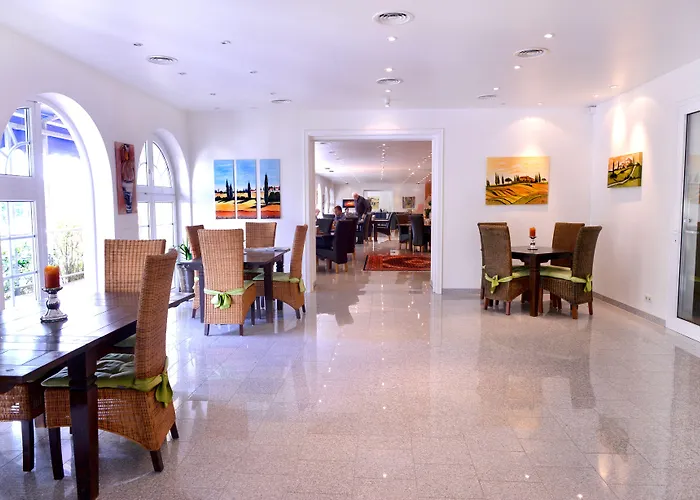 Alpha Hotel Garni
